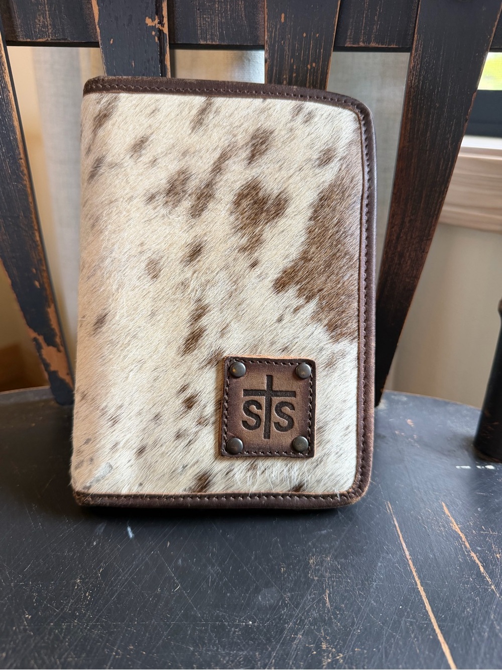 STS Ranchwear Brown and White Cowhide magnetic wallet